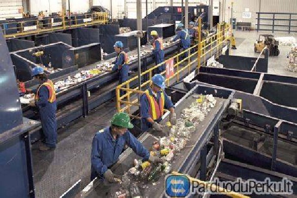 Buitinių atliekų rūšiavimas Airijoje be kalbos