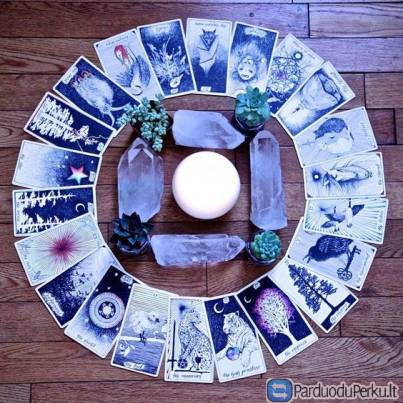 Burimas taro kortomis, ateities pranašavimas, magiški baltosios magijos ritualai