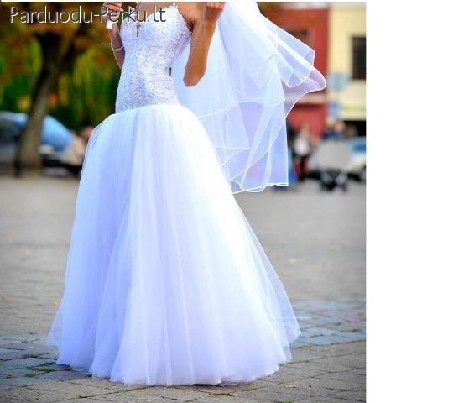 Daili vestuvinė suknelė