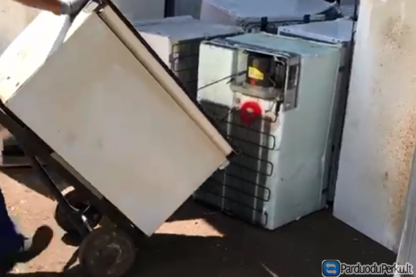 DARBAS NAUDOTŲ ŠALDYTUVŲ SANDĖLIUOSE VOKIETIJOJE