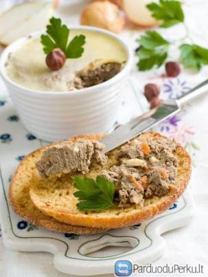 DARBAS OLANDIJOJE PRIE PAŠTETŲ GAMYBOS