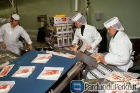 DARBAS VOKIETIJOJE PAKAVIMO FABRIKUOSE