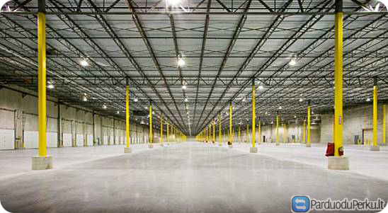 DARBAS VYRAMS OLANDIJOJE SANDĖLIUOSE