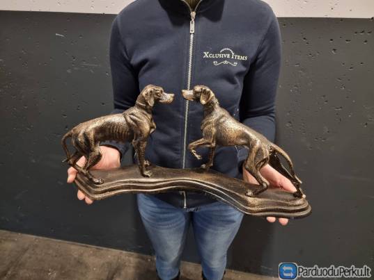 Didelė 49 cm pločio metalinė 2-jų šunų statula