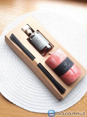 Dovanų rinkinys žvakė ir namų kvapas