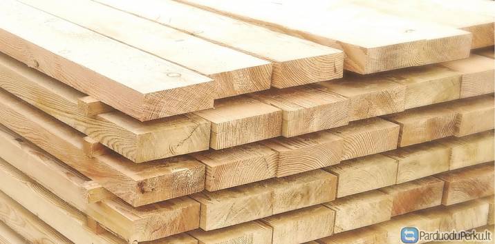 Dvigubo pjovimo eglės lentos