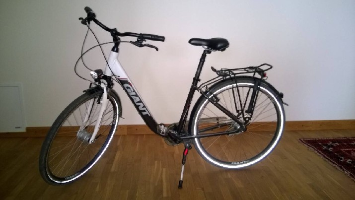 Dviratis giant tourer cs2