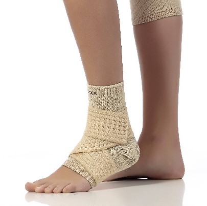 Čiurnos įtvaras su silikoniniu paminkštinimu