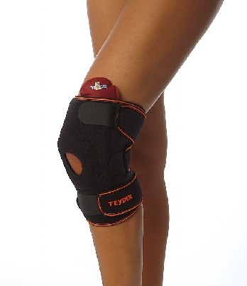 Elastinis kelio įtvaras sportininkams.