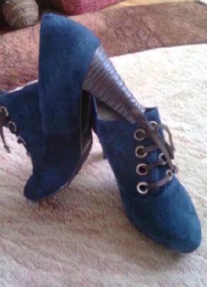 Elegantishki aukshtakulniai ish naturalaus zomsho / Carnaby 