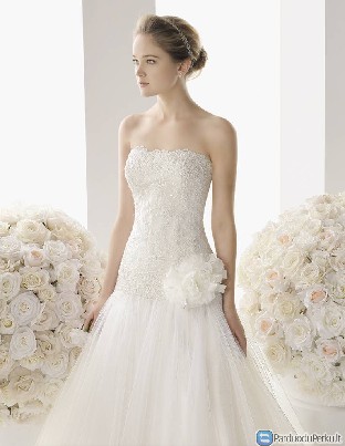 Elegantiška vestuvinė suknelė