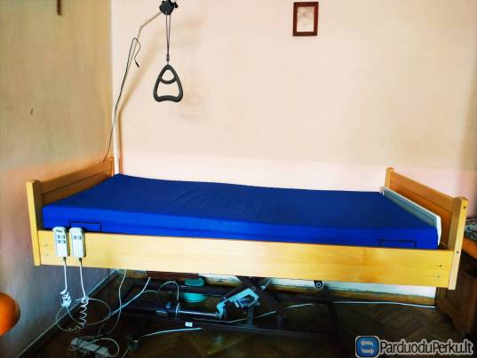 Elektrinė slaugos lova