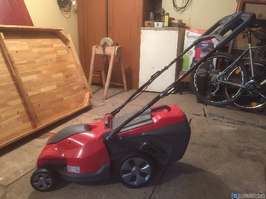 Elektrinė žoliapjovė