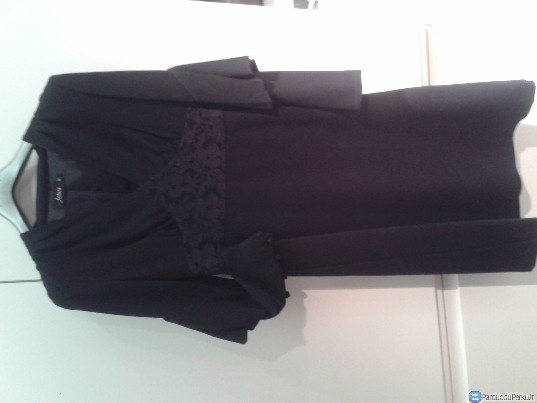 Fedora klasikine suknele