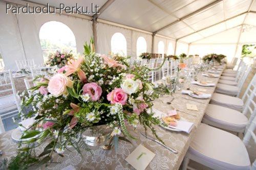 FLORISTIKOS PASLAUGOS PIGIAU NEI SALONUOSE