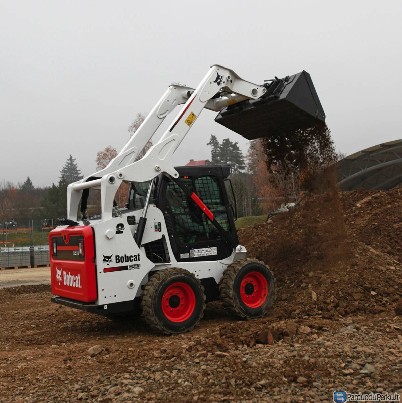 FORMUOJAME: PRIVAŽIAVIMUS, KELIUS, AIKŠTELES;