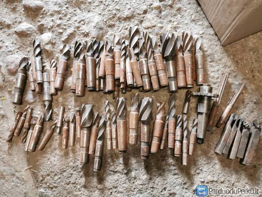 Frezai, tekinimo kaltai, liunetai, griebtuvai