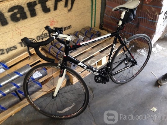 fuji roubaix 1.0 plentinis dviratis