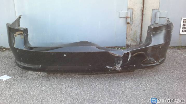 Galinis Skoda Octavia Universal 2011 bamperis. Juodas, daužtas