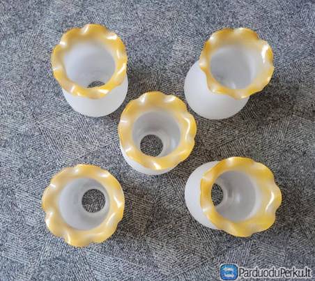 Gaubtas pakaitinis šviestuvui