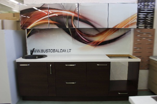 gerų kainų virtuvės, spintos, slenkančios sistemos