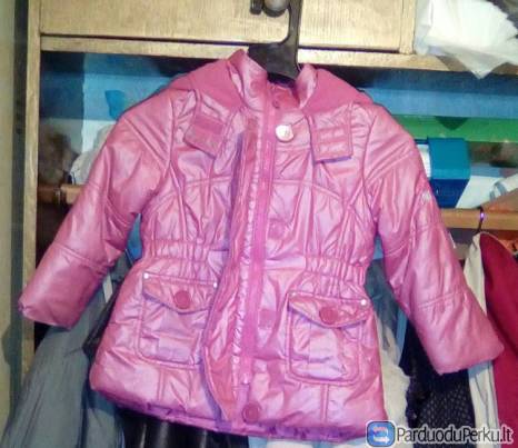 Graži rožinė striukė