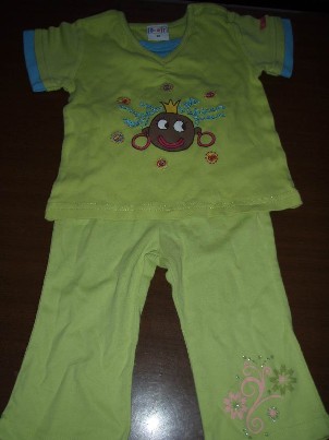 grazus kostiumelis mergaitei