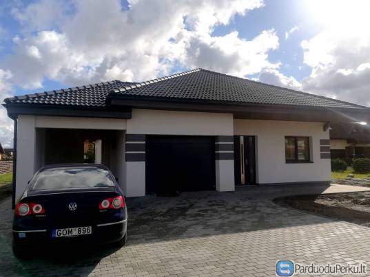 Gražus namas - gražioje vietoje