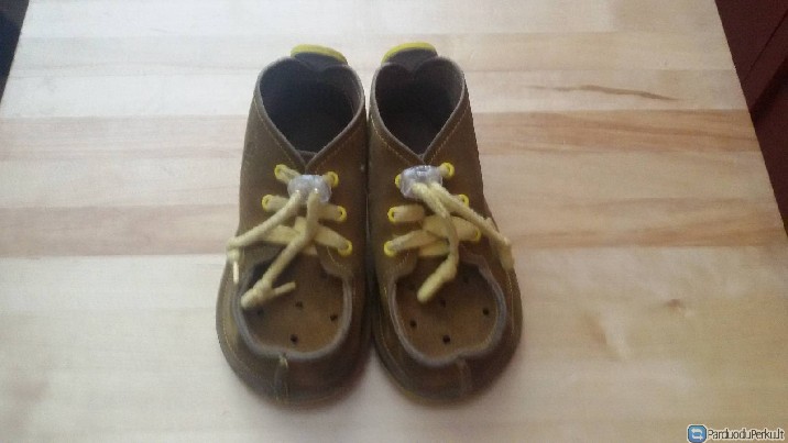 Gucio batukai (tinka ir mergaitėms ir berniukams), 28 dydis