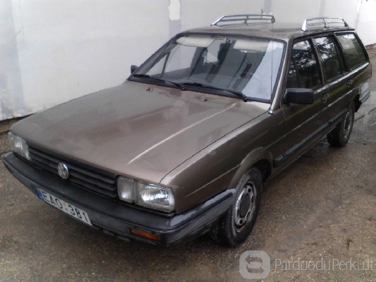 Idealios bukles VW Passat karavan 86m 1,8L benzinas