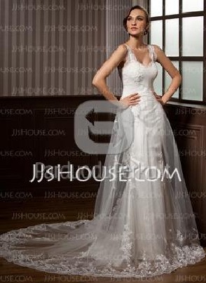 Ilga vestuvinė suknelė