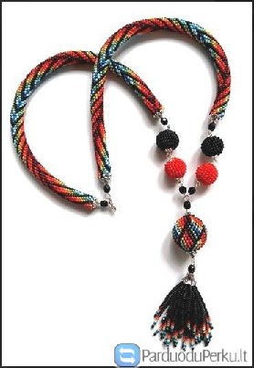 Ilgi vienetiniai karoliai su žgutu ir bumbulais