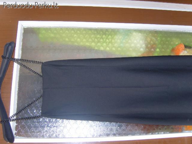 ilgos juodos sukneles