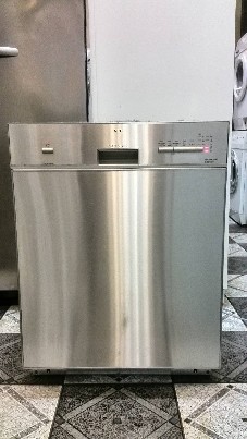 Indaplovė AEG metalo spalvos.Gera būklė