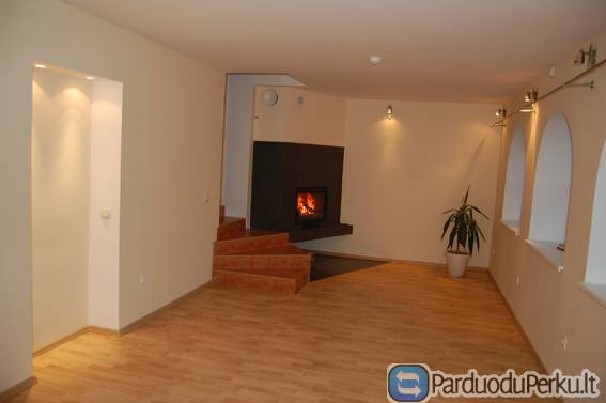 Isnuomuojamas Namas Kaune, Lapese.