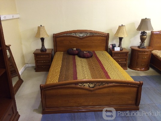 Itališki miegamojo baldai