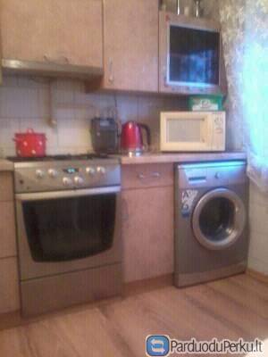 Jonavoje parduodamas įrengtas 2 kambarių butas už 34000€