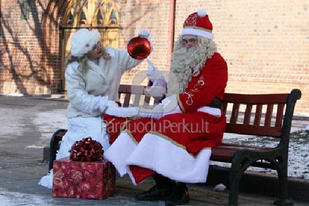 Kalėdų Senelis ir Princesė mielai atvyks...