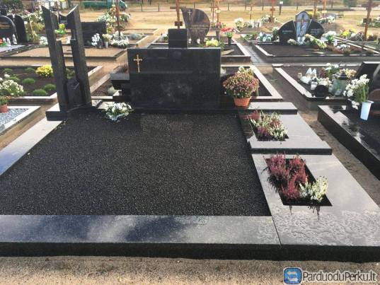 Kapų tvarkymas, Paminklai, Antkapiai, Tvorelės