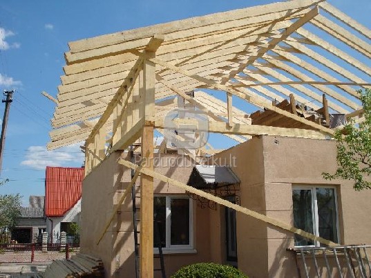 KARKASINIŲ NAMŲ STATYMAS