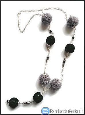 Karoliai su apnertais bumbulais