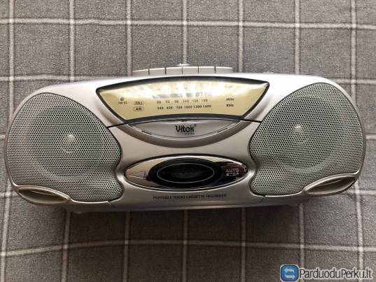 Kasetinis magnetofonas VITEK su radija.