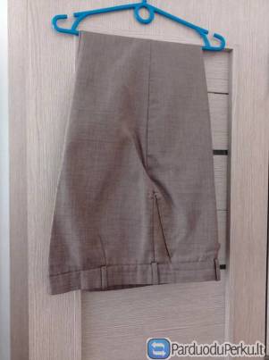 Kelnės kūno  spalvos