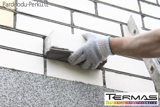 Keramzito valymas iš sienų oro tarpo
