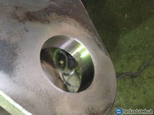 Kiaurymių restauracija - ovalo atstatymas