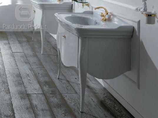 Klasikinis, retro klozetas Impero