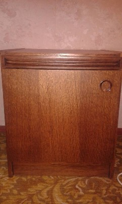 KOMODĖLĖ, SPINTELĖ - KOMODA, IR SPINTELĖ SU VEIDRODŽIU