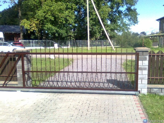 LaiptaI kiemo vartai tureklai kalvio darbai