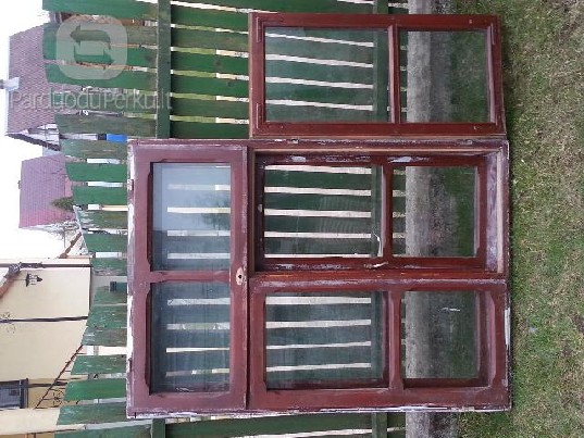 Langai su mediniais rėmais