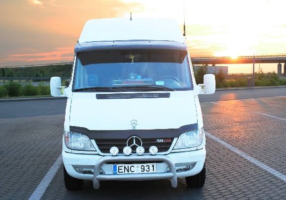 LIETUVA  -    UK    -   LIETUVA